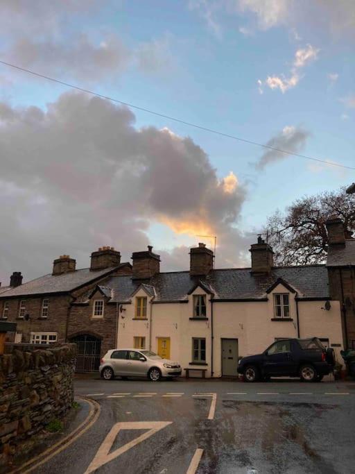 Lovely Peaceful 2 Bed Cottage Llandderfel Extérieur photo