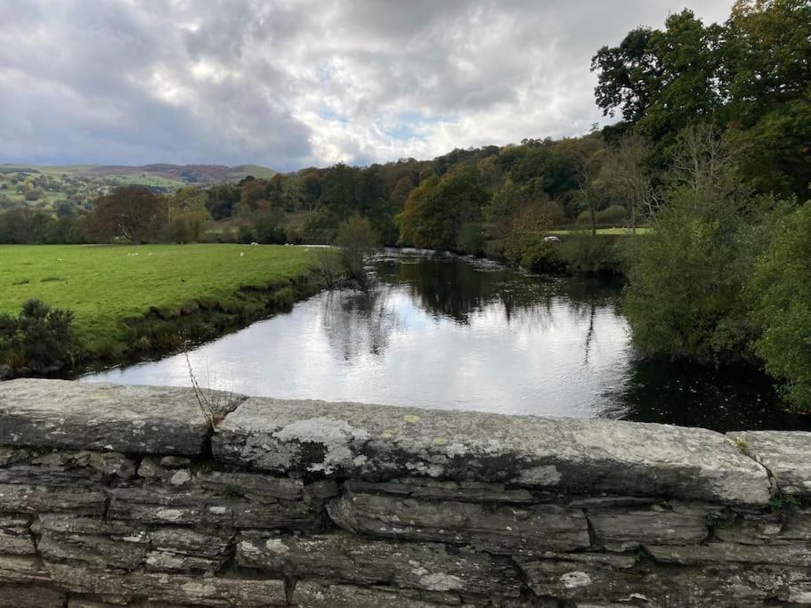 Lovely Peaceful 2 Bed Cottage Llandderfel Extérieur photo
